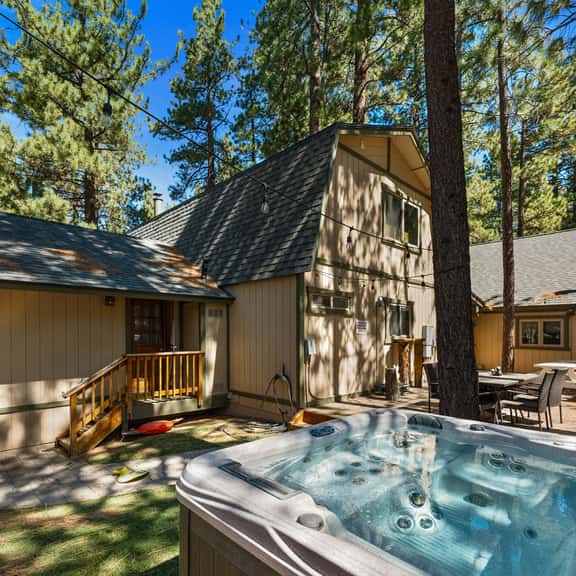 2672-Summit Mountain Lodge - Image 1