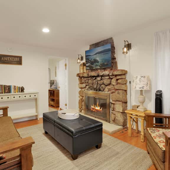 2676-Rad Cabin Big Bear Lake - Image 1