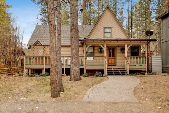 290-Kelley's Kabin - Image 3