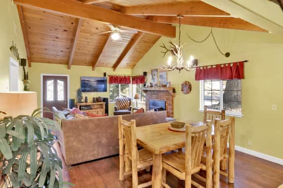 1235-Lazy Bear Lodge - Image 5