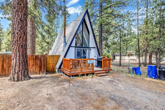 1800-Sunrise Cottage - Image 2