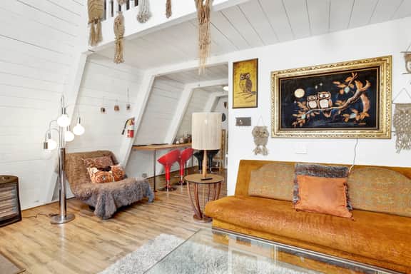 1800-Sunrise Cottage - Image 4