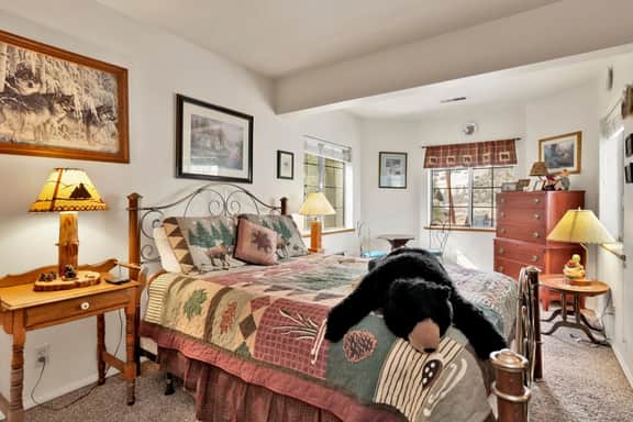 1945 - Idle Hours Inn - Image 4