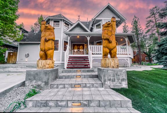 2008-Bears Palace Chalet - Image 2