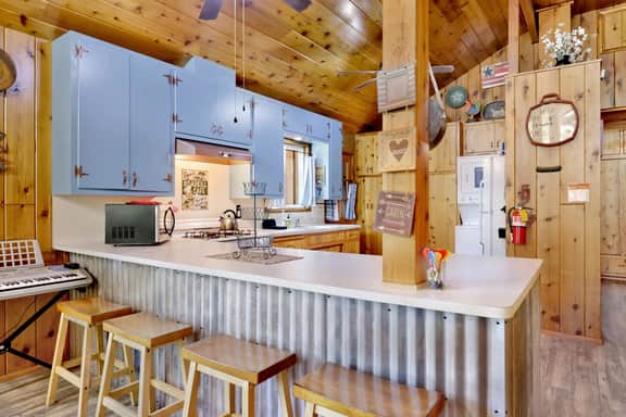 2069 - Bear Cub Cabin - Image 4