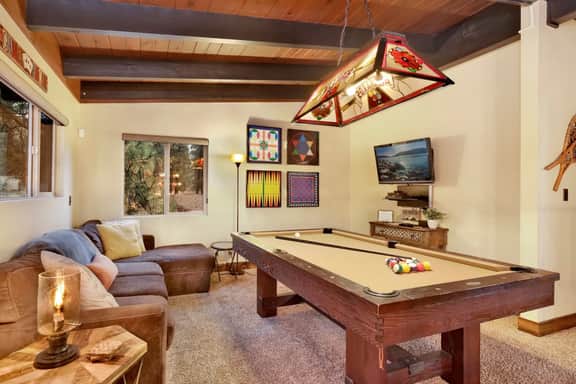 2080-Eagle Point Lodge - Image 2