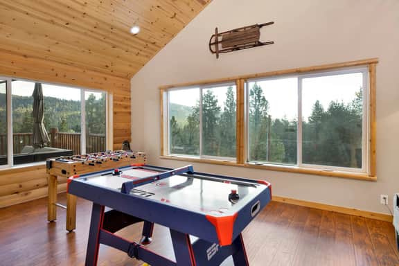 2141-Silver Tip Chalet - Image 2