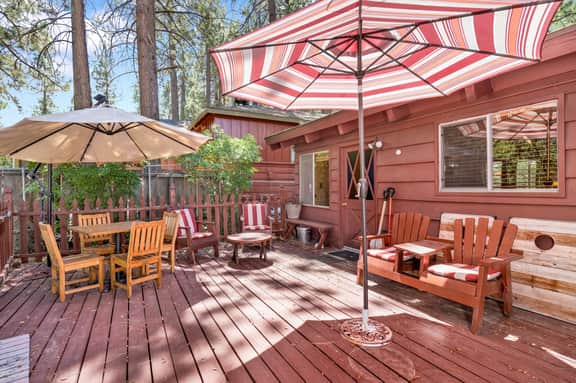 2191-Pine Cone Cottage - Image 2