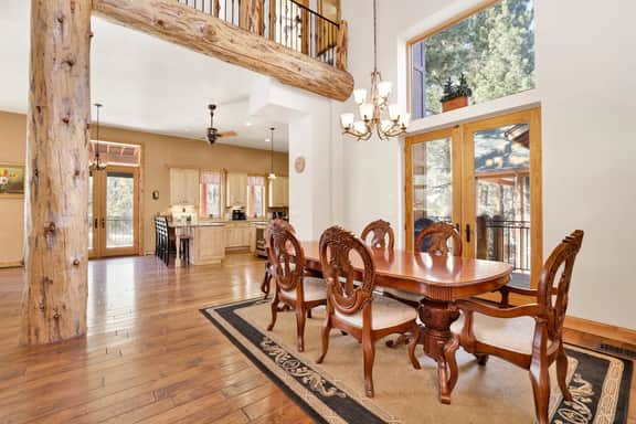 2202-Wolf Creek Castle - Image 5