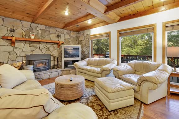 2321-Knickerbocker Retreat - Image 4