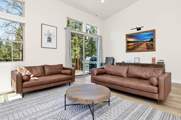 2336-The Pines Retreat - Image 4