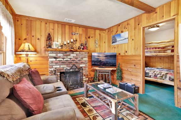 2395-Bear Paw Cottage - Image 4