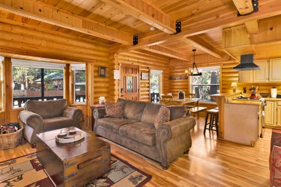 2561-Cub's Cabin - Image 2