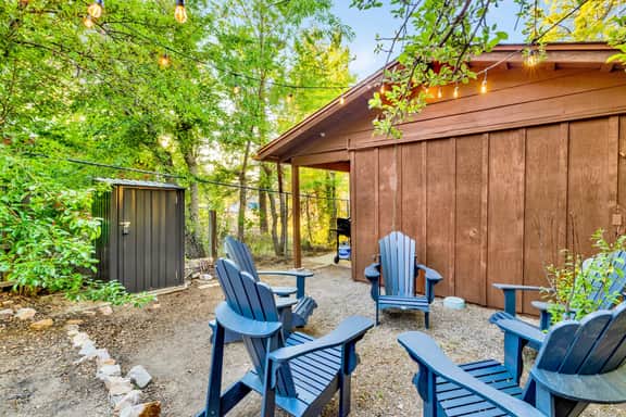 2560-Orchard Family Cabin - Image 3