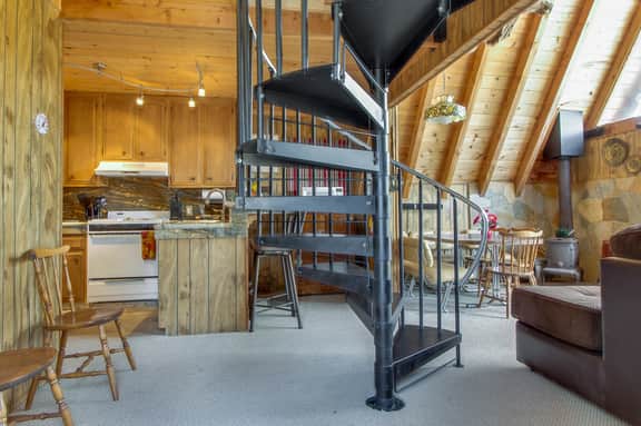 247-Castle Rock Cabin2 #247 - Image 3