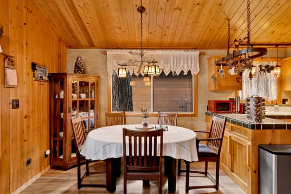 630-Craftsman Hideaway - Image 4
