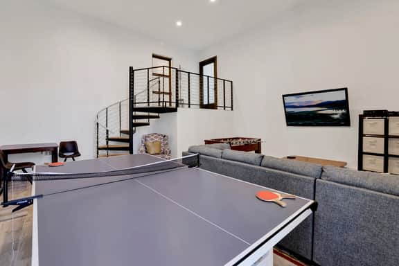 603-Hillside Hideaway - Image 3