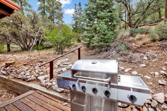 713-Idle Ours Cabin - Image 3