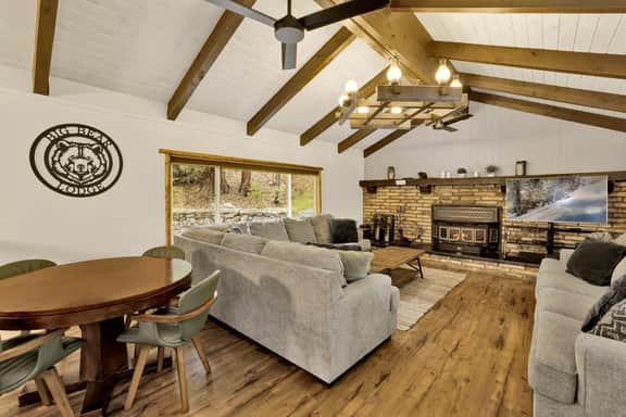 2571-Arlberg Village Haus - Image 3