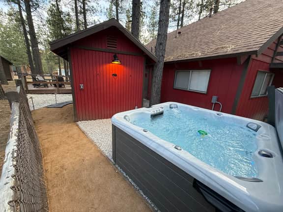 2594-Willow Bear Lodge - Image 3