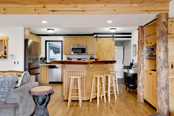 2558 - Highland Hideaway - Image 5