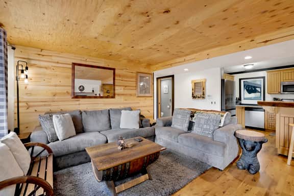 2558 - Highland Hideaway - Image 4