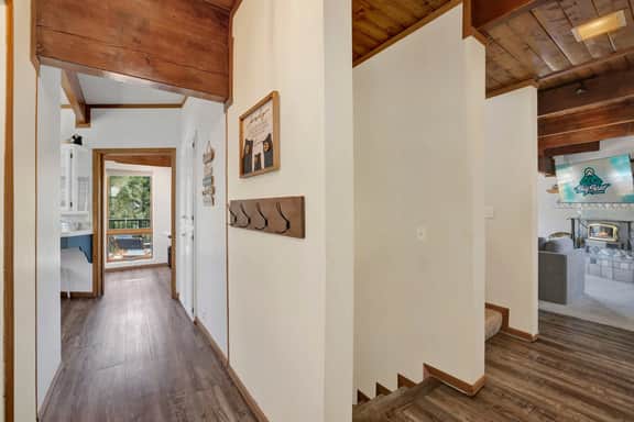 2654- Canyon Crest Ski View Chalet - Image 5
