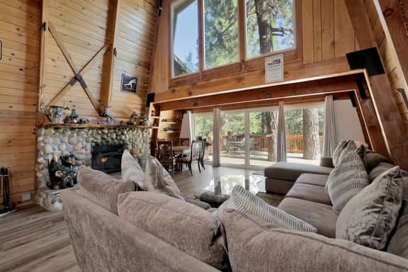 2665 - Peak Lane Gambrel - Image 3