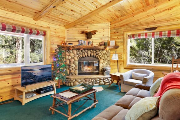 1041-Aspen Grove - Image 1