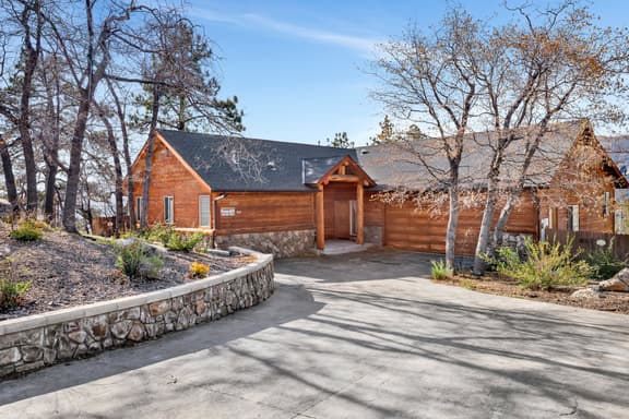 1524-Starlight Vistas - Image 1