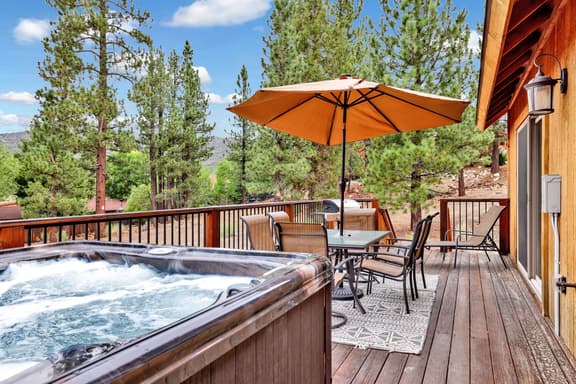 1648-Eagle Ridge Views - Image 1
