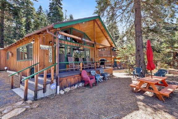 2069 - Bear Cub Cabin - Image 1