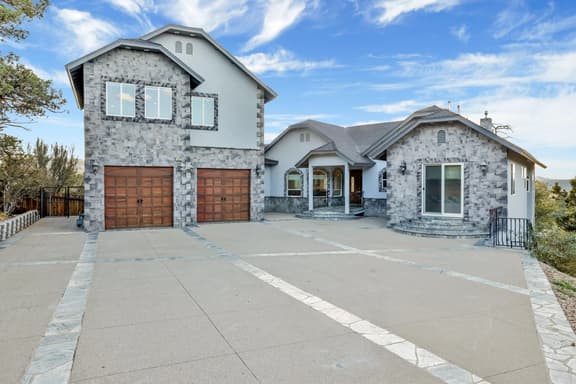 2178-Sunset Ridge Villa - Image 1