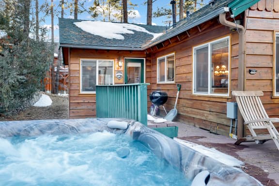 2421-Big Bear Happy Place - Image 1