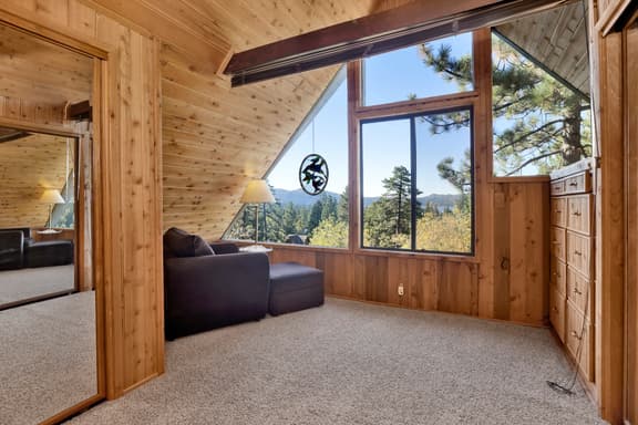 2494-Mountain Hideaway on Maryland - Image 1