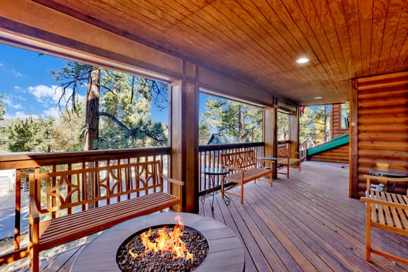 2507-Temple Bear Chalet - Image 1
