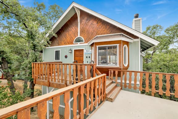 2570-Moonridge Treehouse - Image 1