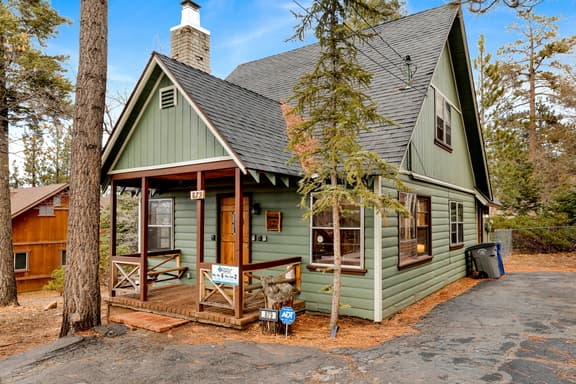 564-Quiet Cabin - Image 1