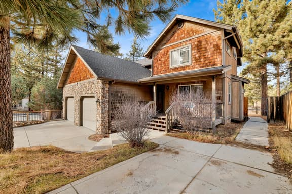 2618- Brownie Resort - Image 1